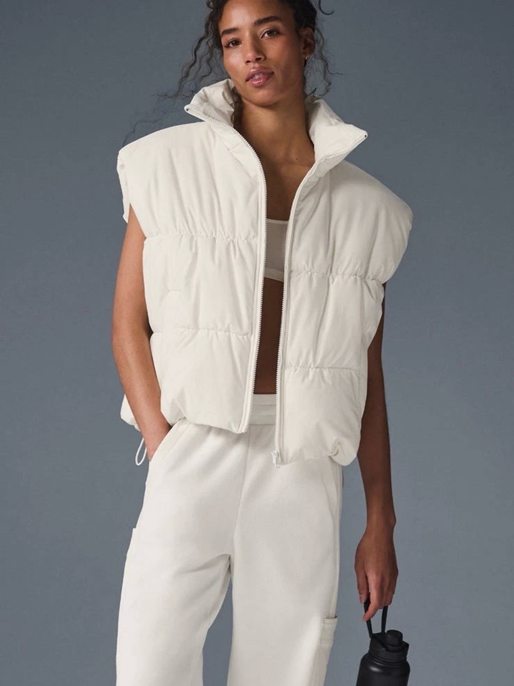 Alo White Incline Puffer Vest Size XS
